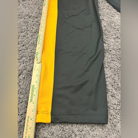 Nike Team NCAA Tag Iowa Hawkeyes Team Issue Sweatpants Men’s XL Zippers EUC! - Picture 8 of 9